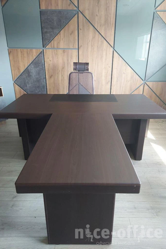 Стол руководителя SD-200.2N Sydney фото в интерьере 3
