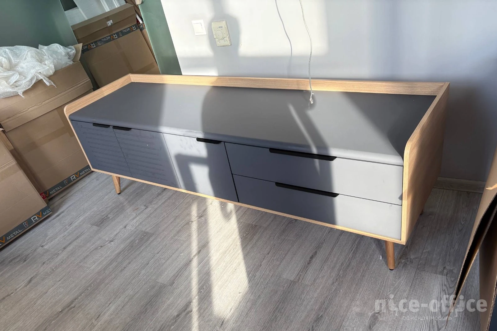 Опорная тумба рабочего стола Rem-34 R/L Remo фото в интерьере 1